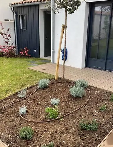 - Proche Plages/commerces * Le Bois-Plage-en-Ré